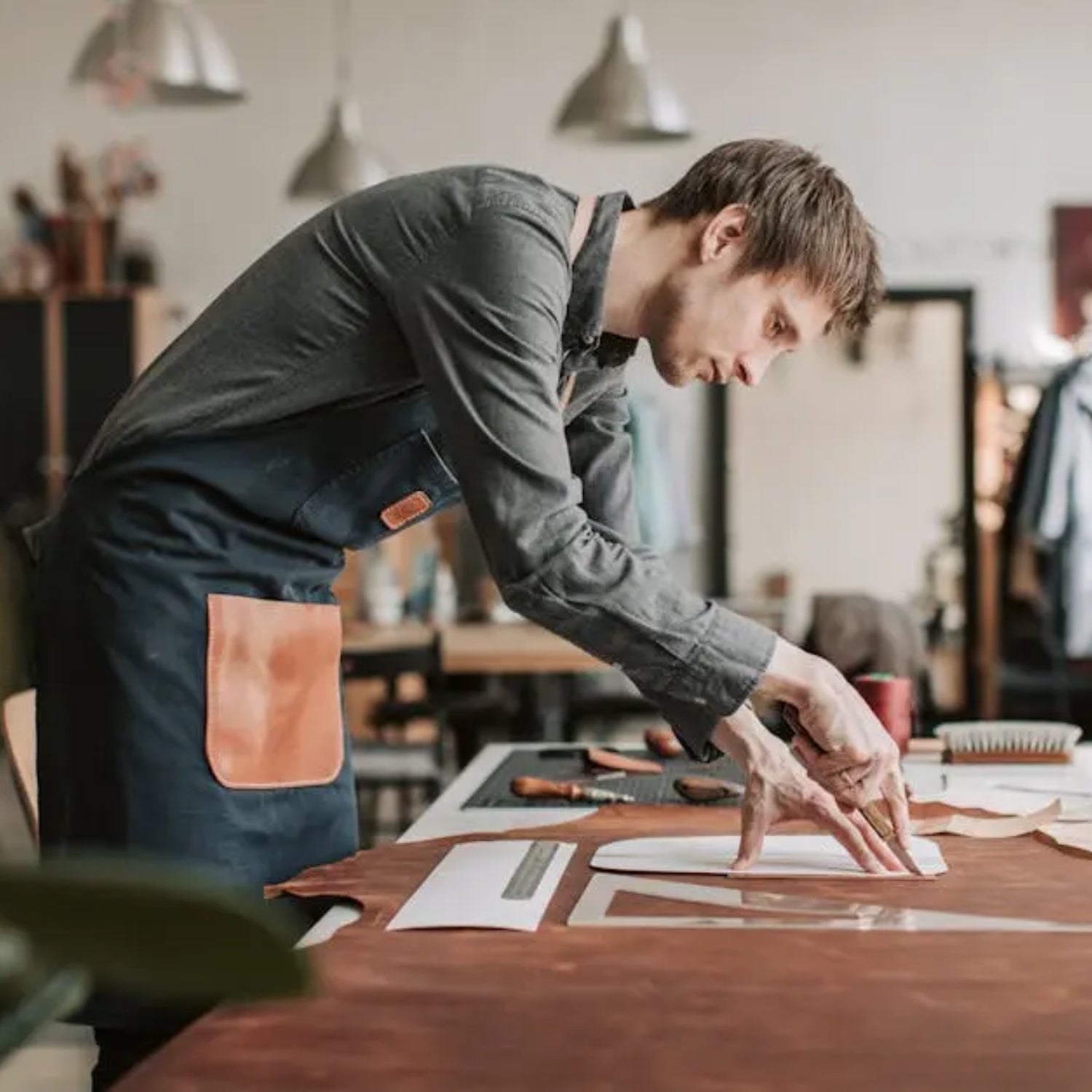 20 Exclusive Design Insights into the World of Leather Craftsmanship