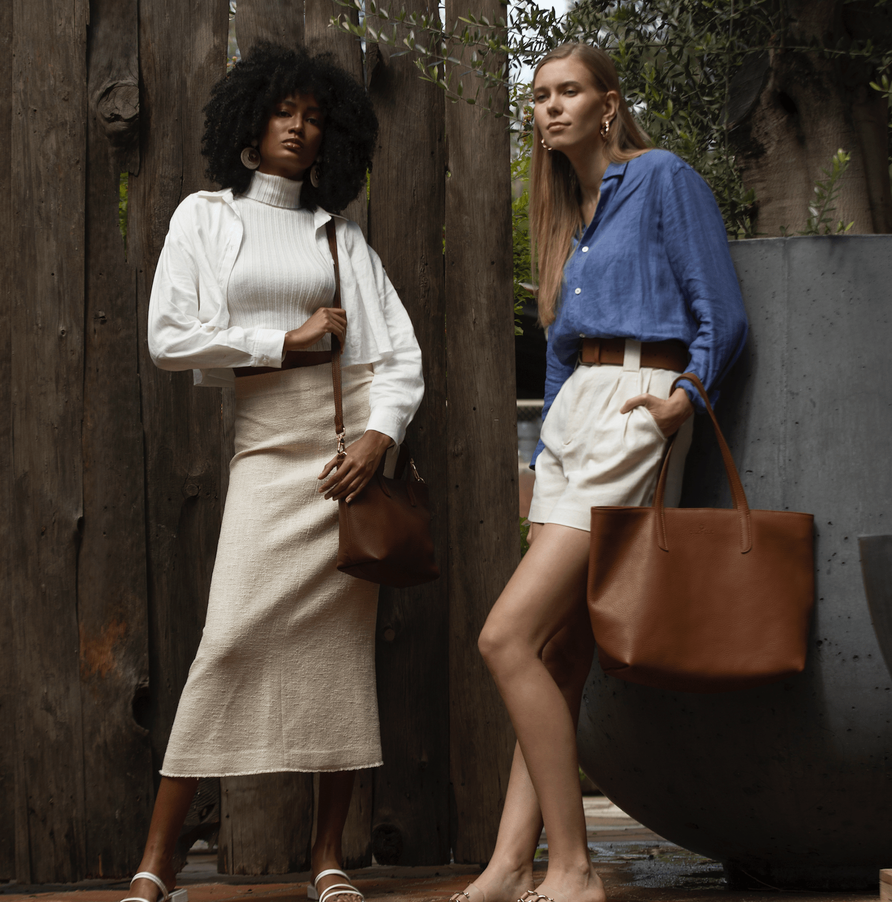 Premium leather handbags and accessories – handcrafted and built to last by OAK & ELK.