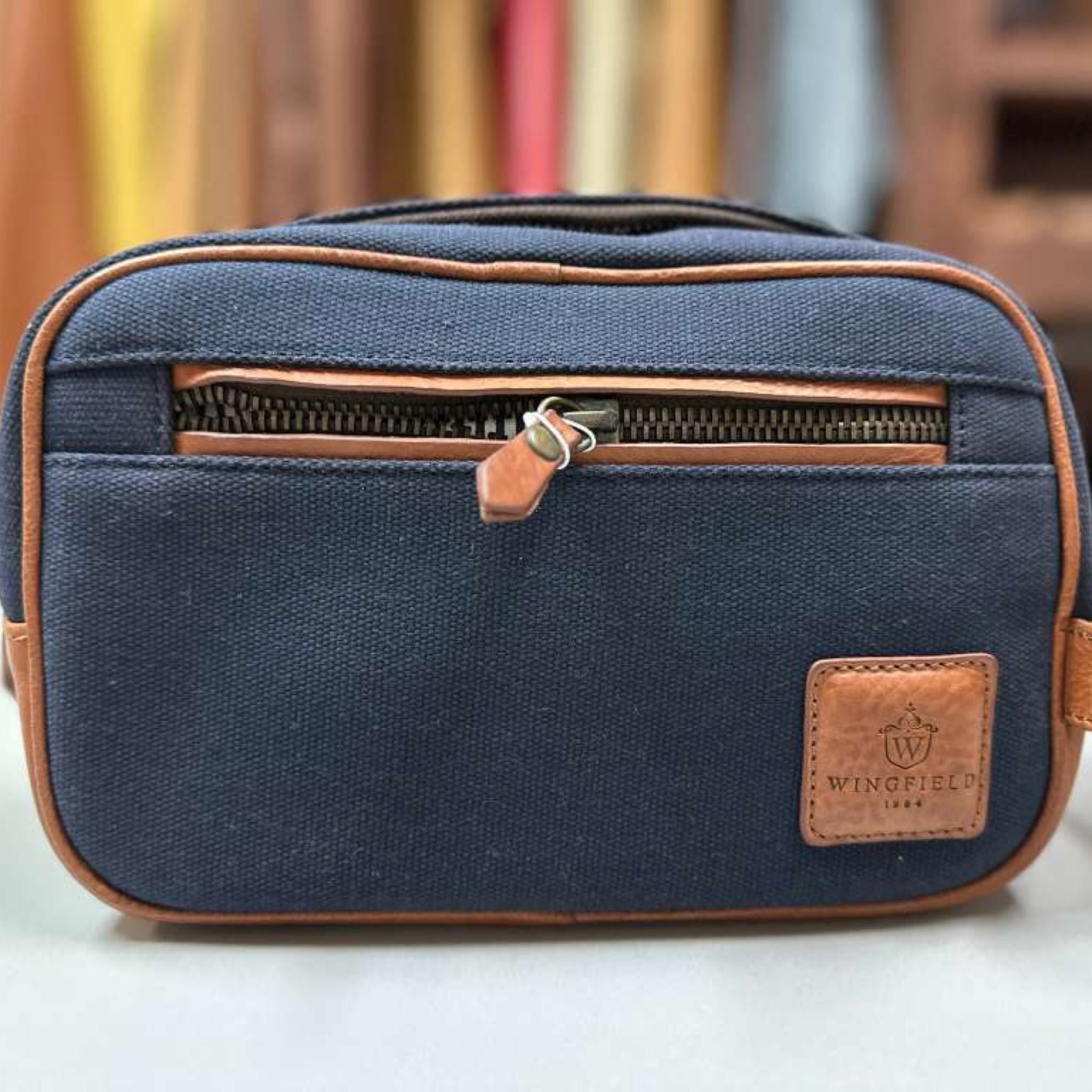 Wingfiel Canvas Dopp Kit – Handcrafted Leather by OAK & ELK