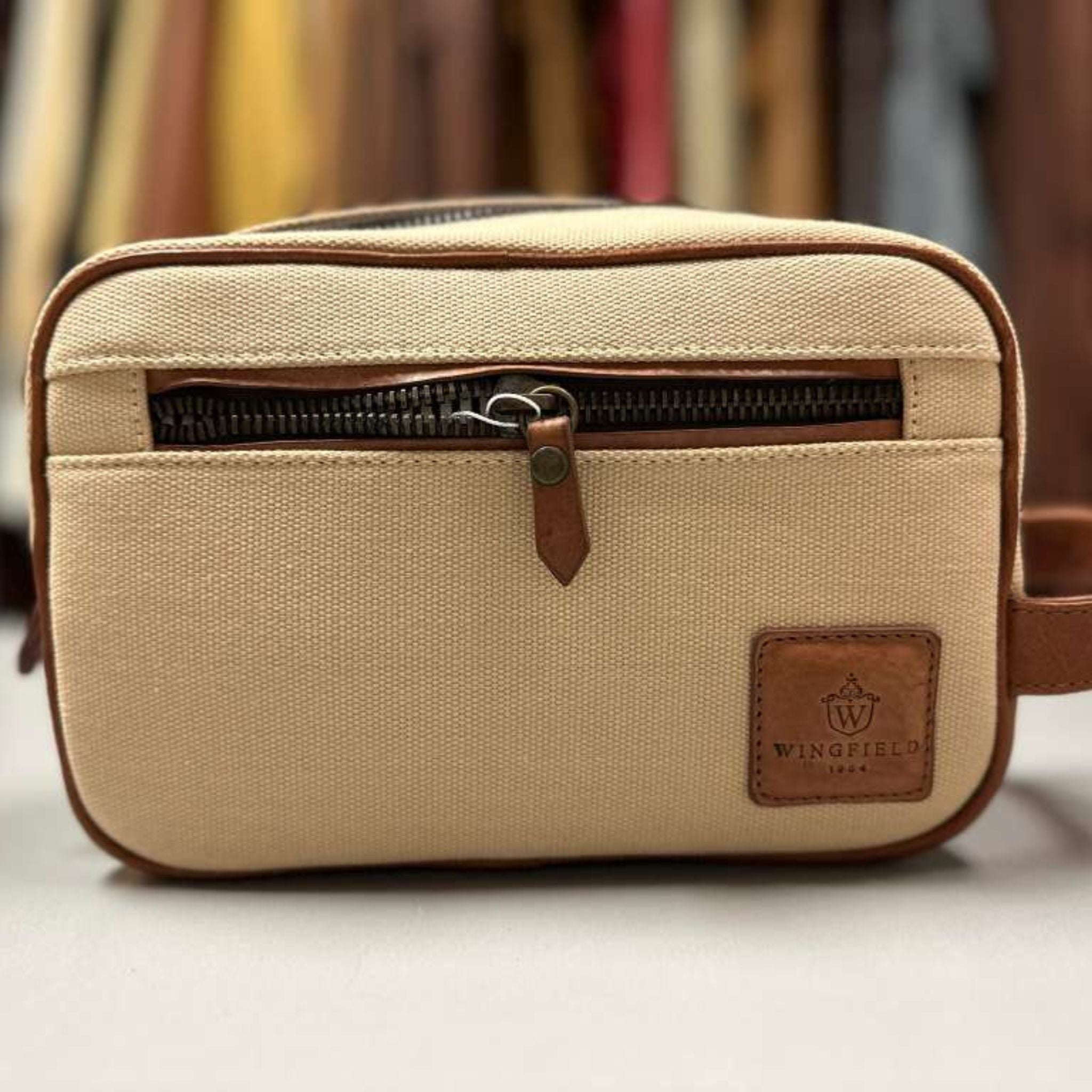 Wingfiel Canvas Dopp Kit – Handcrafted Leather by OAK & ELK