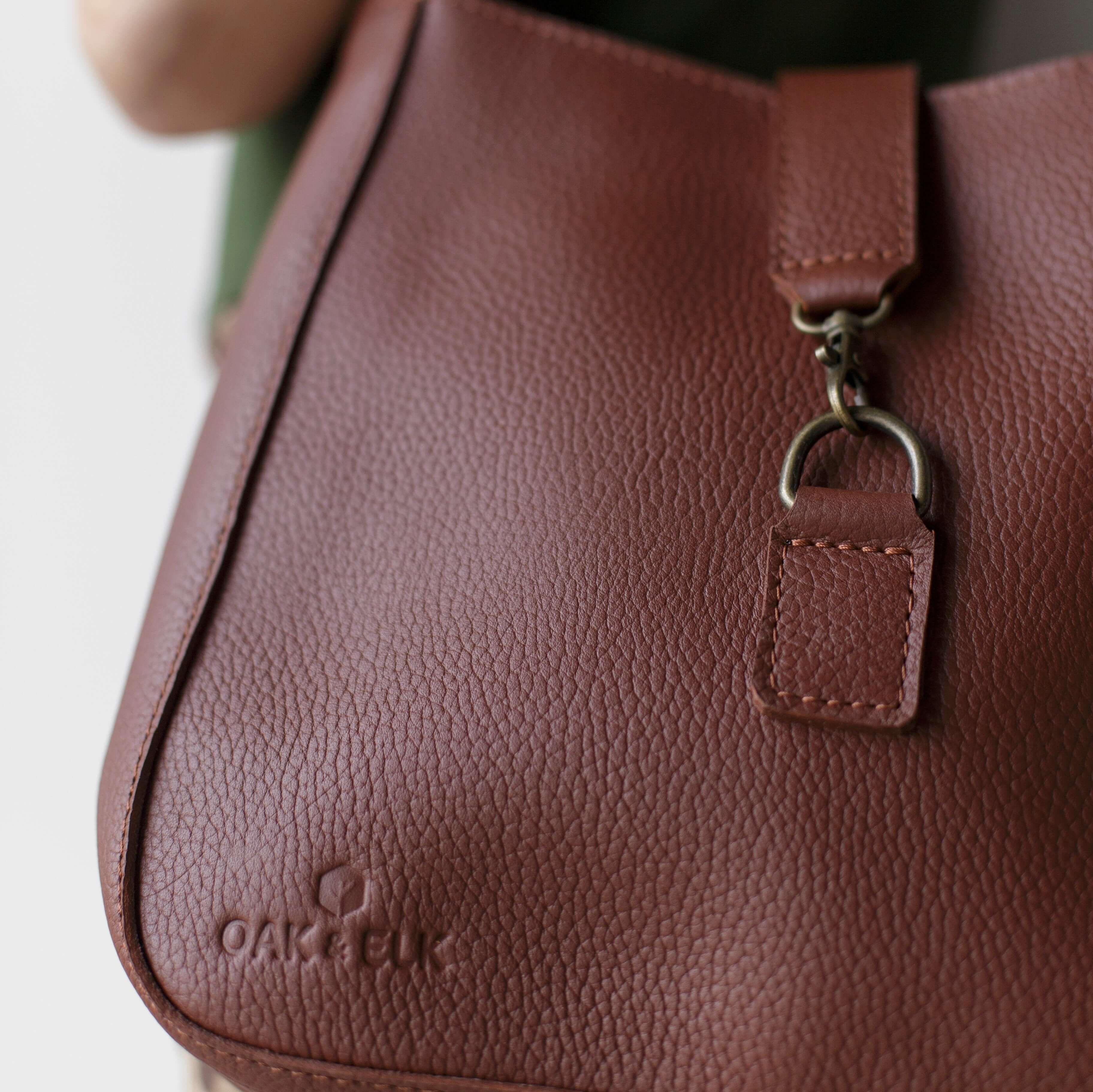 Paris Leather Shoulder Bag - OAK & ELK
